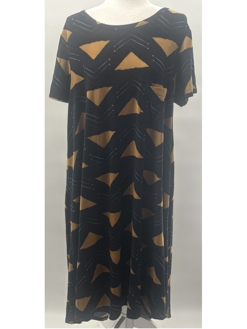 Lularoe Carly Dress XL Black Gold Geometric Chevron Pocket High Low Boho Swing